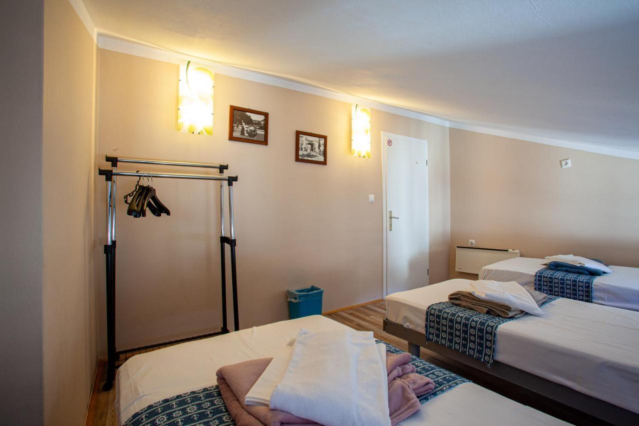 Adriatic (adults Only) Hostel *