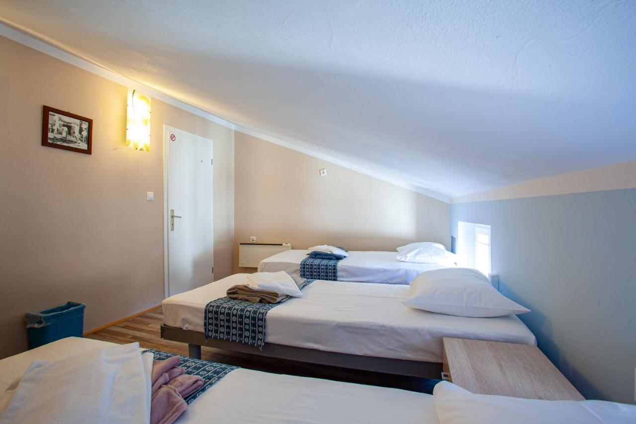 Hostel Adriatic (adults Only) *